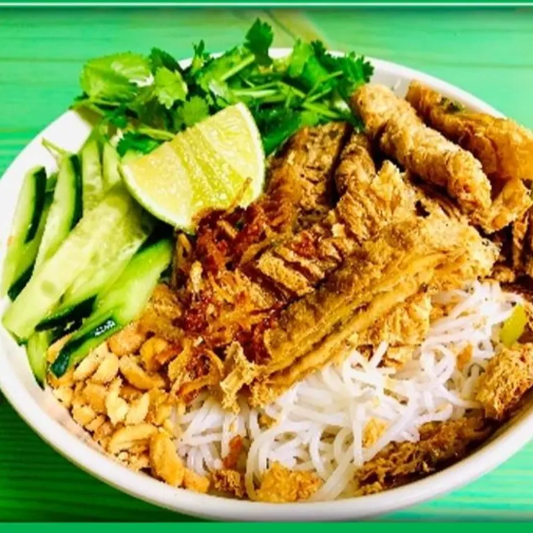Buddha Bowl (Bún Bì)